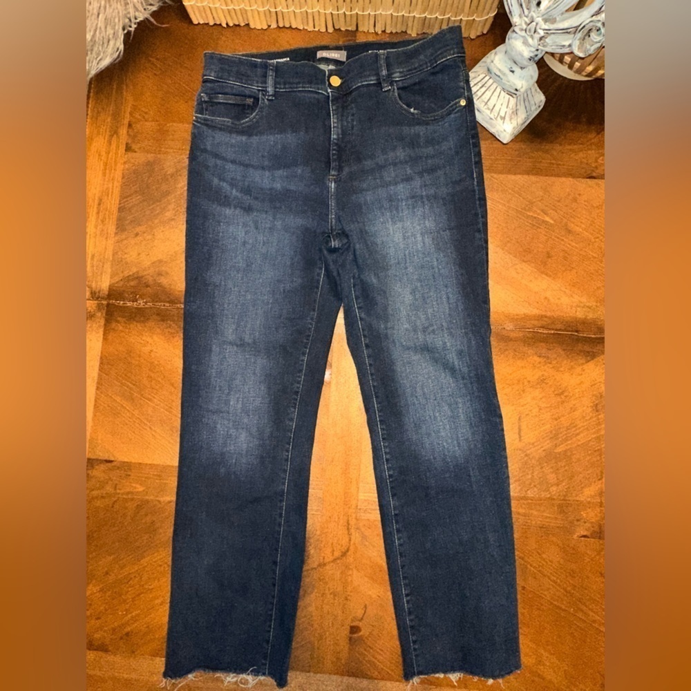UEC DL1961 Mara Straight Mid Rise Instasculpt Ankle Jeans India Ink wash Size 32 - Picture 4 of 13